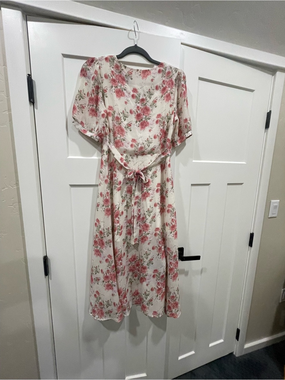 Floral Midi Dress in Ivory with Pink Roses - Picture 4 of 4